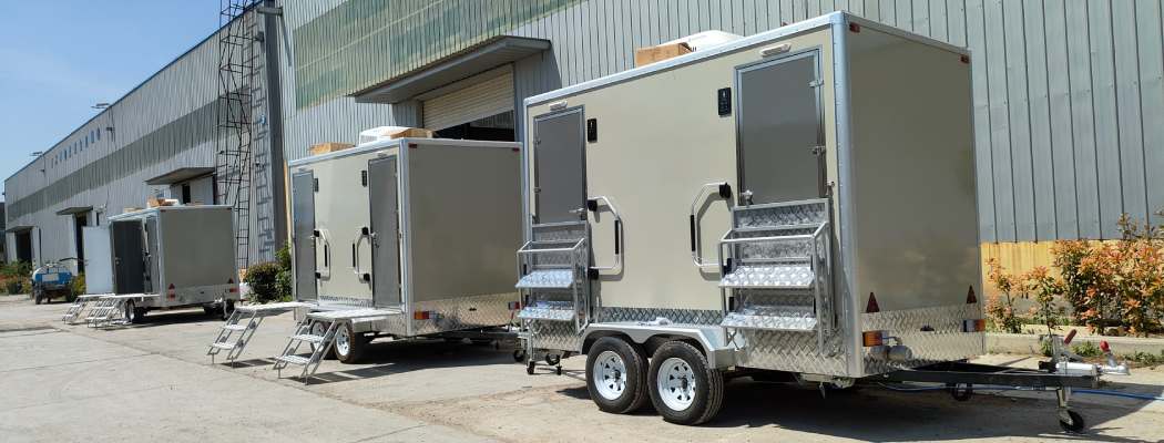 Mobile-Restroom-Toilets