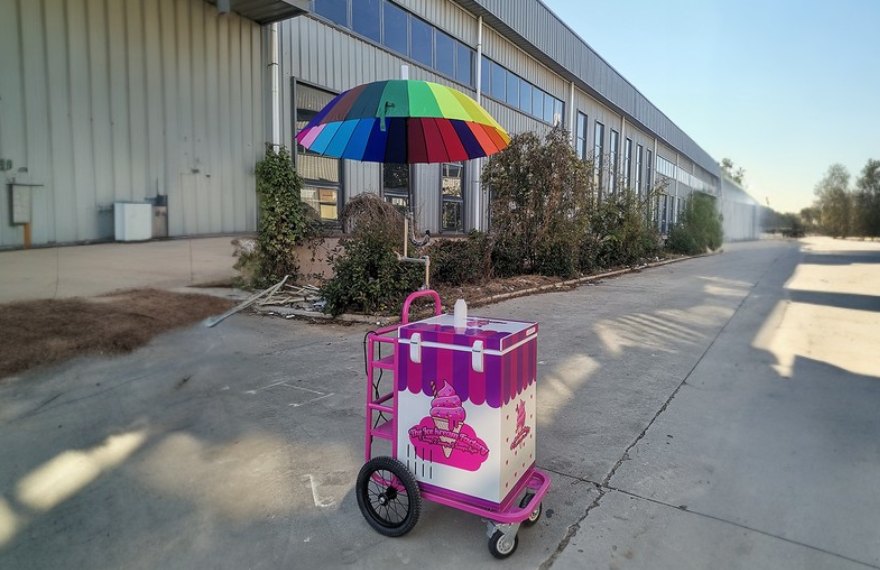 Ice-Cream-Vending-Cart