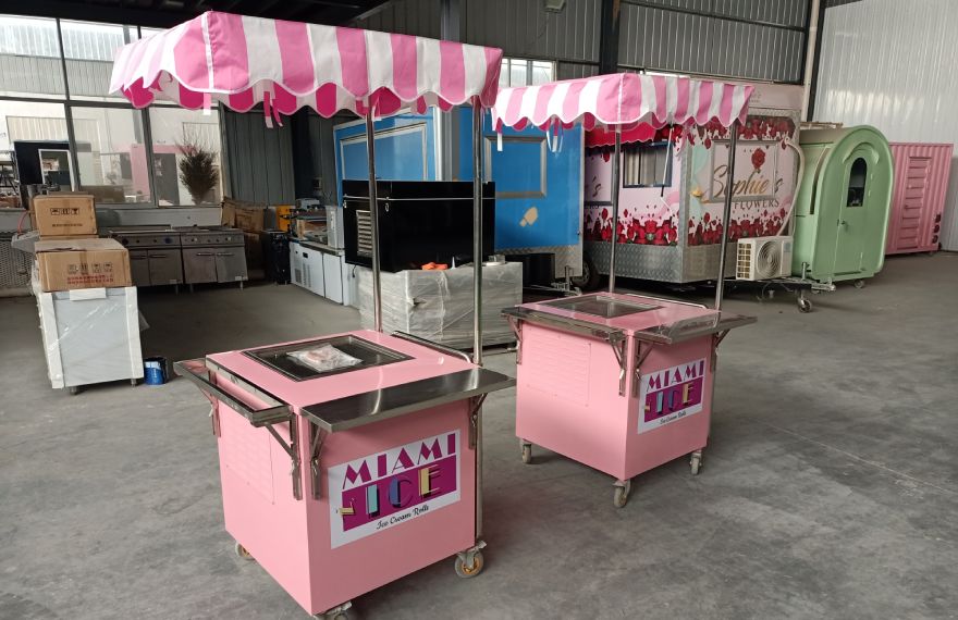 Portable-Rolled-Ice-Cream-Machine