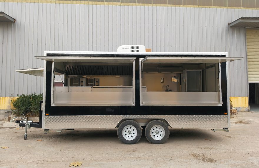 Fully-Equipped-Kitchen-Trailer-for-Sale