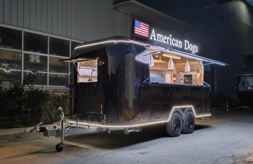 Airstream-Food-Trailer