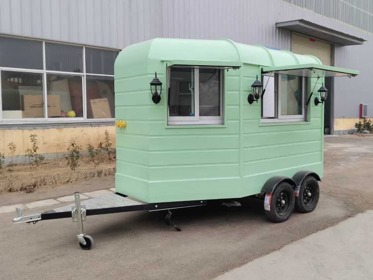 Ice-Cream-Horse-Trailer