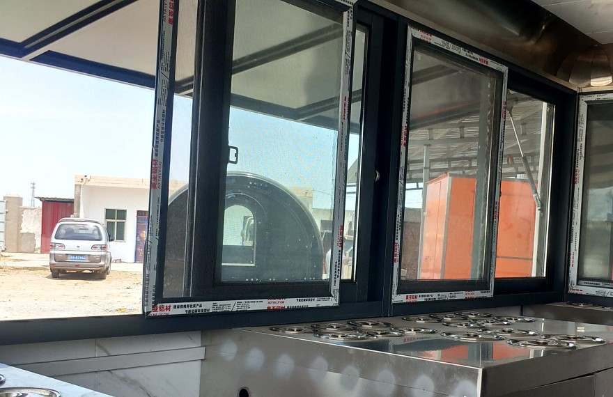 FS220R-Interior