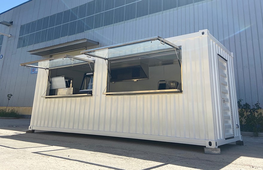 https://www.etofoodcarts.com/d/images/products/Shipping-Container/Shipping-Container-Restaurant/shipping%20containers%20for%20restaurants.jpg