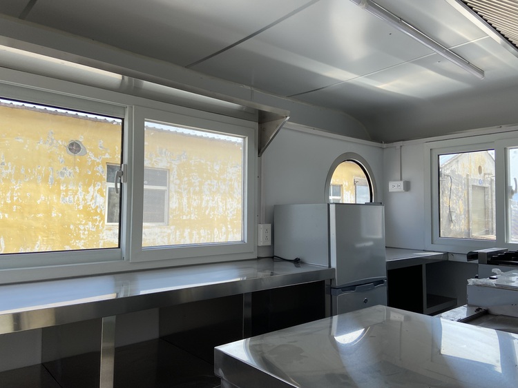 espresso trailer with large service windows