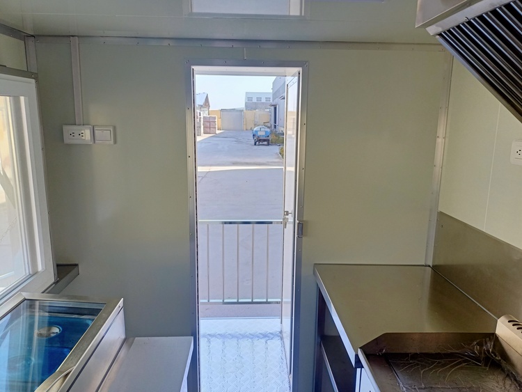 Food Trailer with Bathroom for Sale