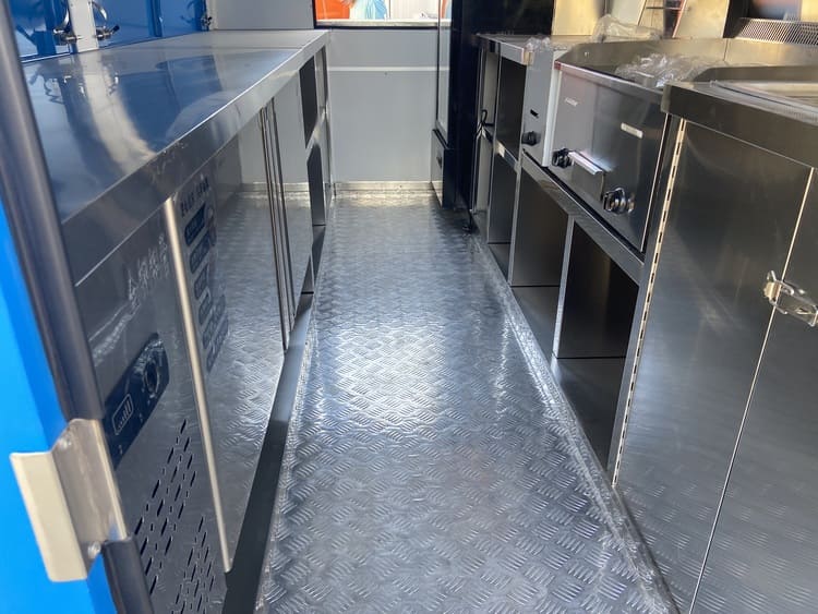 Hot Mobile BBQ Catering Trailer for Sale in the USA