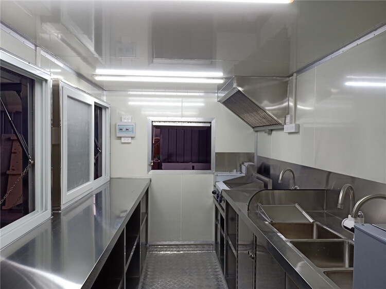 11ft Standard Mobile Commercial Kitchen Trailer for Sale