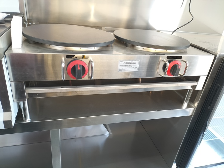 fully equipped mobile kitchen trailer with crepe makers