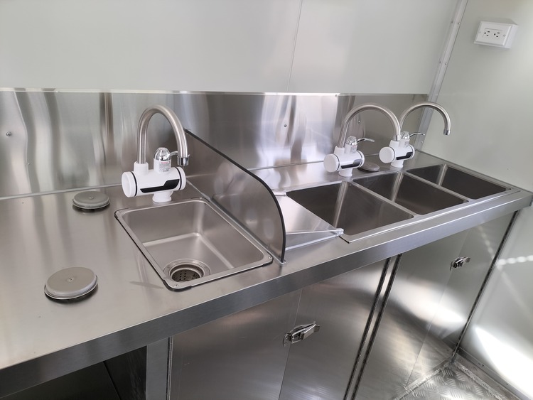 3 compartment water sink in the 16ft fully equipped mobile kitchen