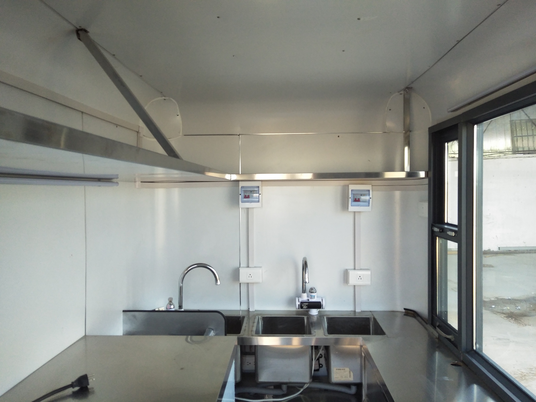 small waffle trailer interior design