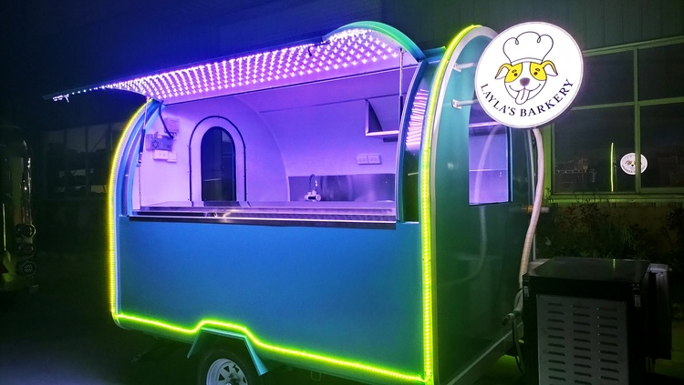 8ft custom built bakery trailer for dogs design