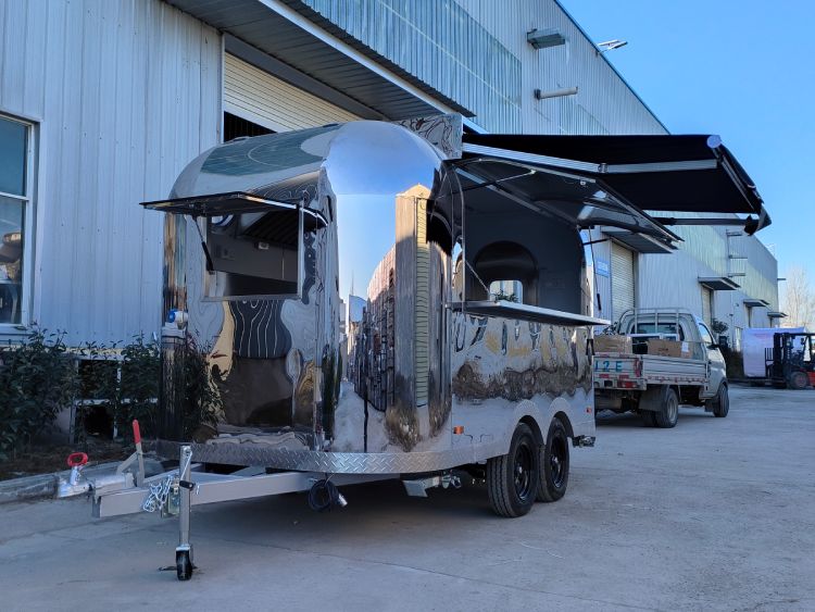 SS400 Airstream Food Truck