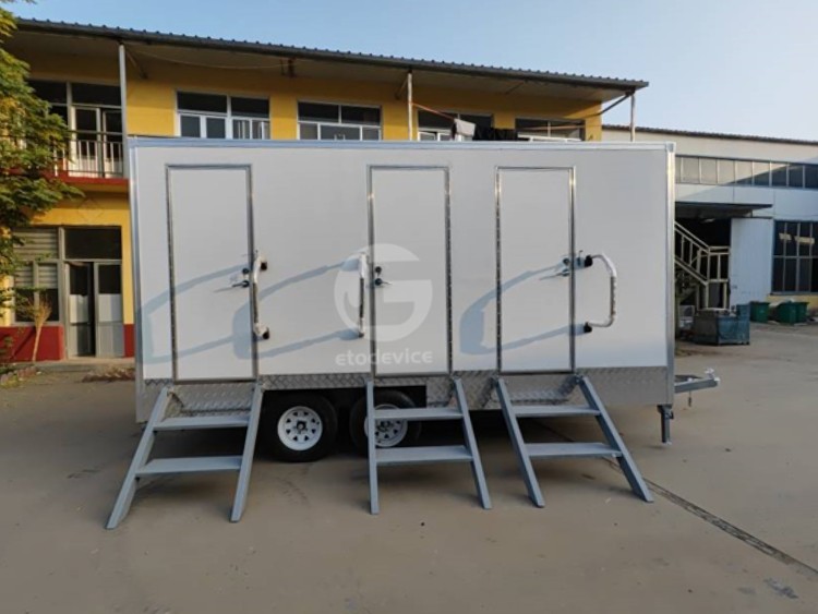 Portable Shower Trailer