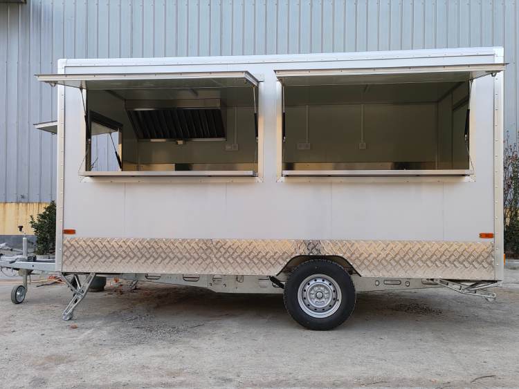 Fully Loaded Food Truck for Sale