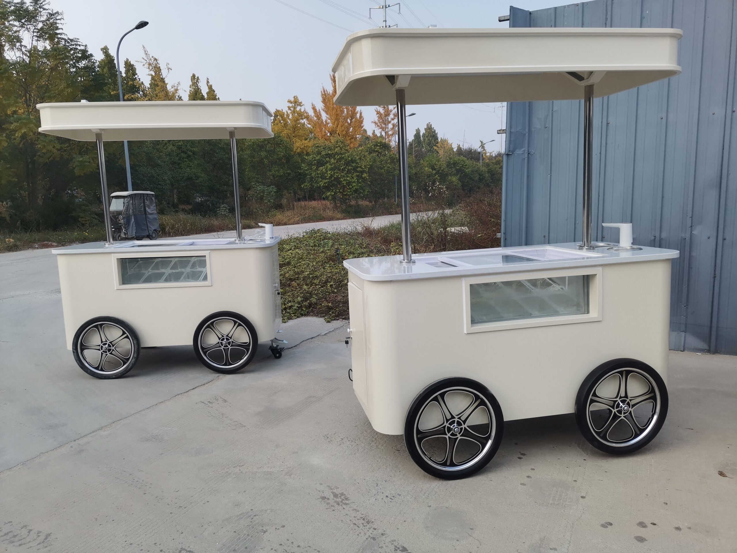 White Vintage Ice Cream Cart for Sale