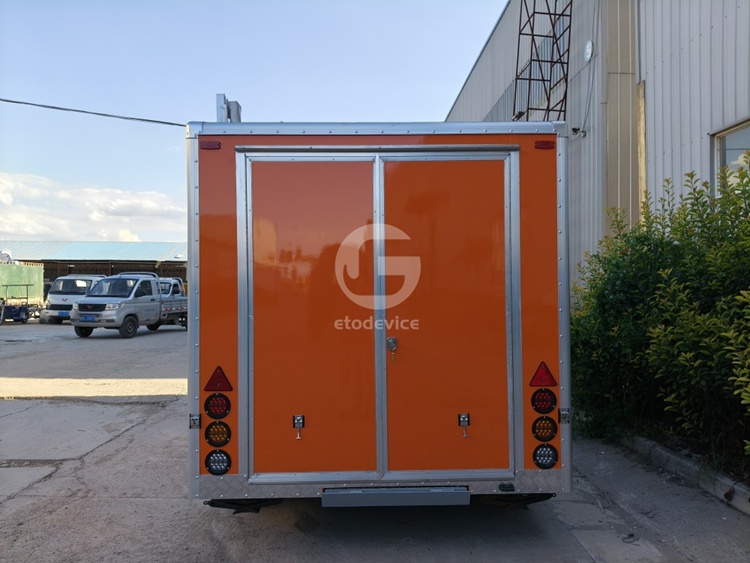 FS295 Custom Food Trailer for Sale in Canada